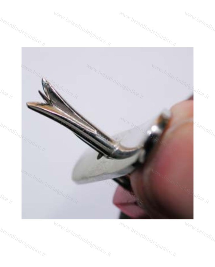 Utensile per annodare fili