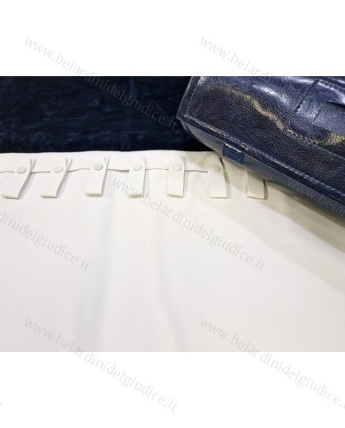 Rotolo blu interno bianco con 16 lacci