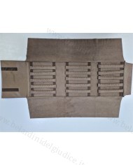 Rotolo bronzo interno quercia con strisce forate per orecchini