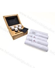Set per saggi: Scatola con 5 flaconi + 5 acidi + pietra